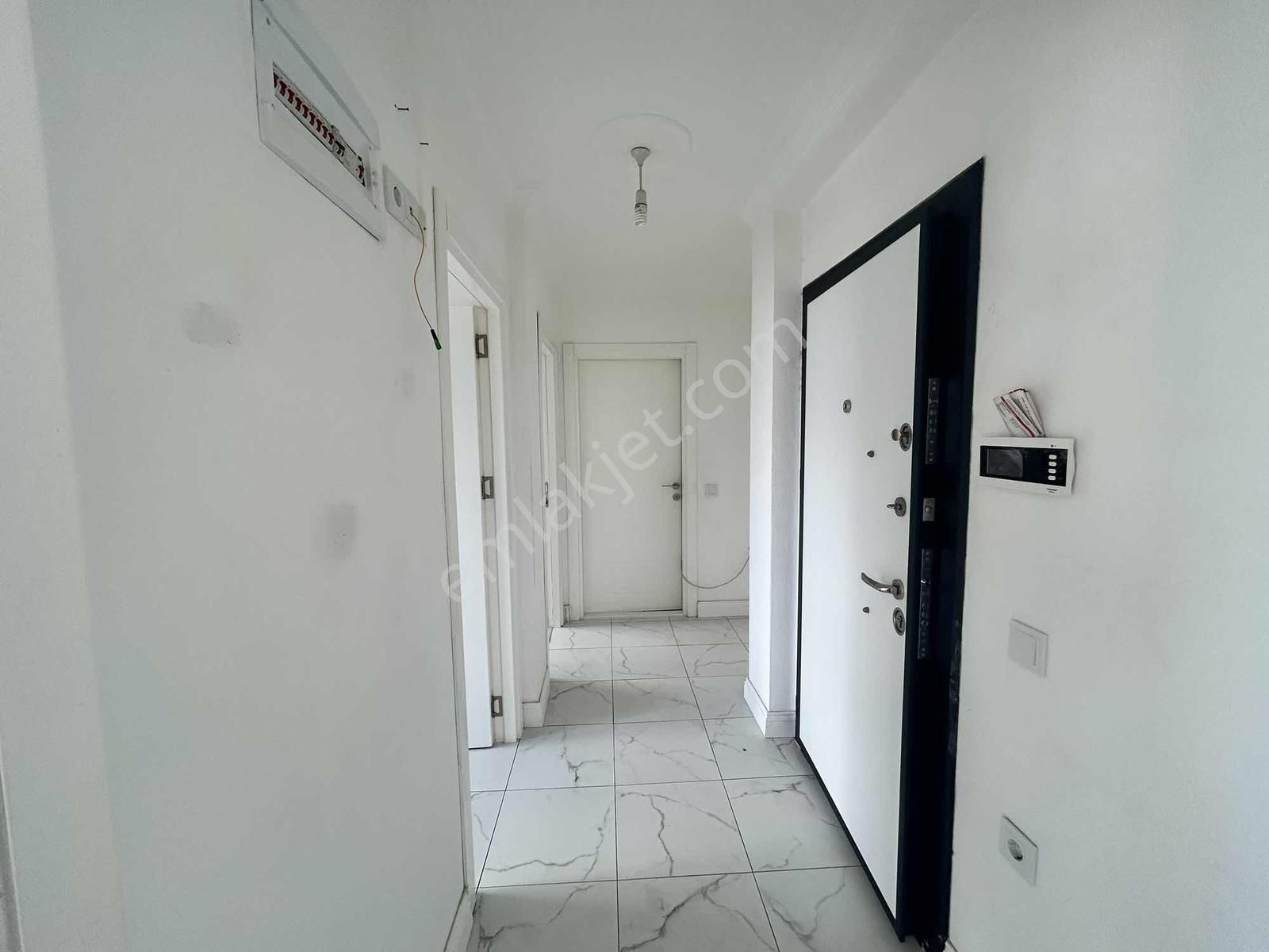 Çamlıbelde Tramvay Dibi Y.giriş Ayrı Mutfak Daire Çok Güzel - Görsel 7