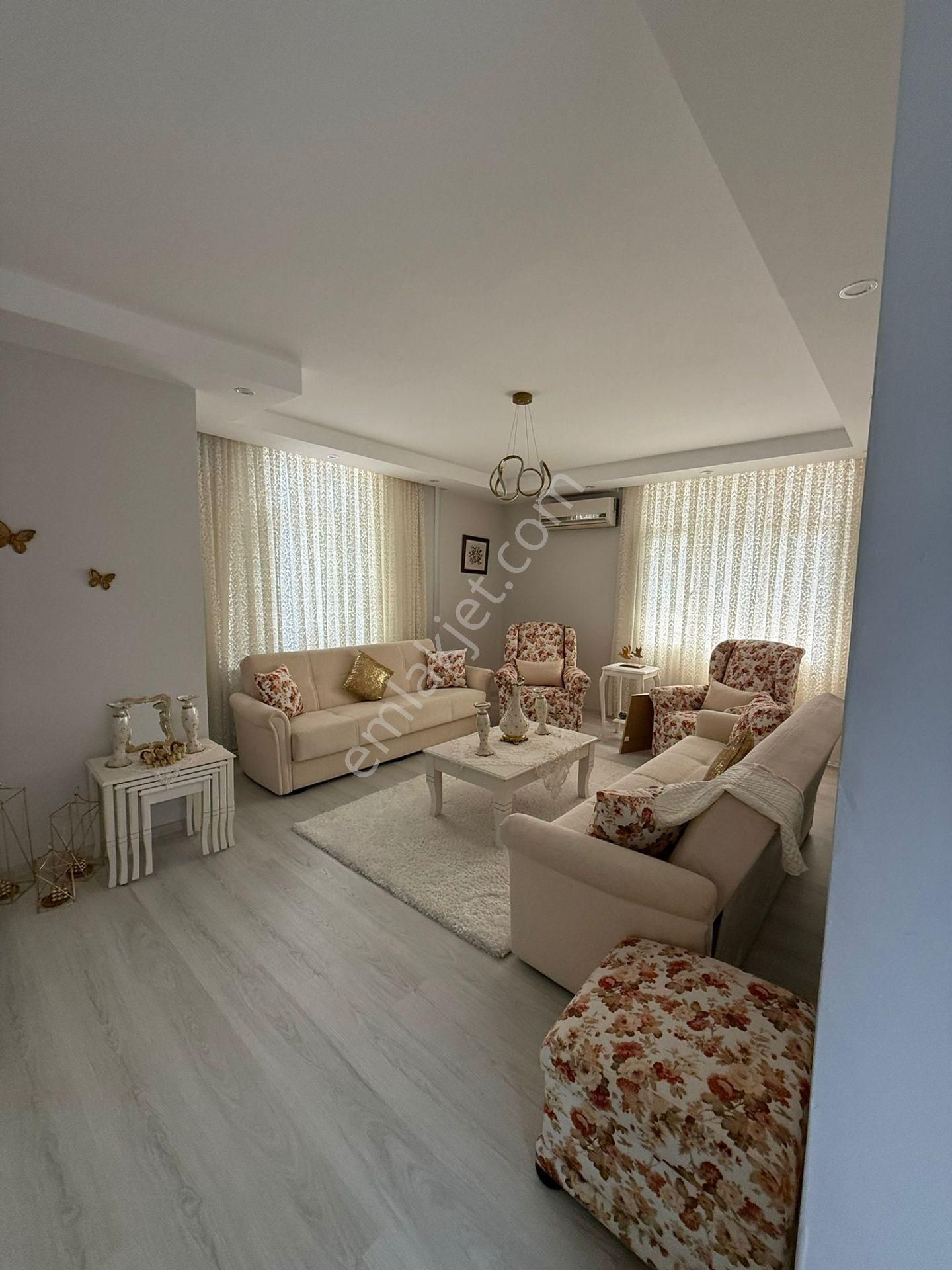 4+1mahfesığmaz 9-6 Katı 2banyo Full Yapılı 21-25yaş 180m2 Kiler Ç.odası Hasarsız Gdb Cephe - Görsel 7