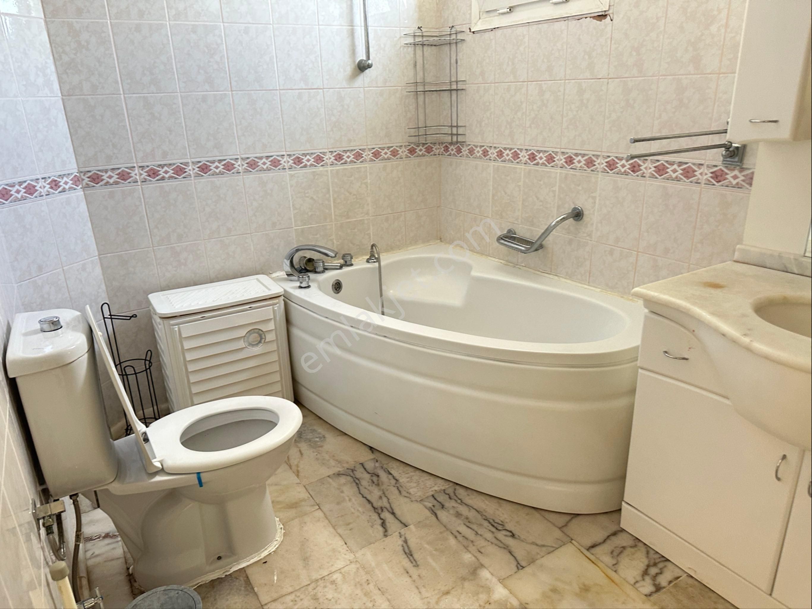 Çeşme Alaçatı Da Satılık Tripleks Yazlık Villa - Görsel 11