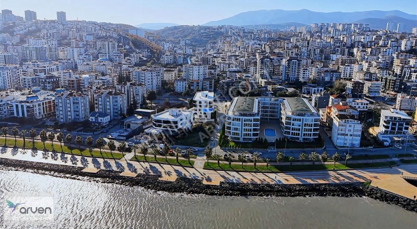 Atakum Sahilde Deniz Manzaralı Lüks 3+1