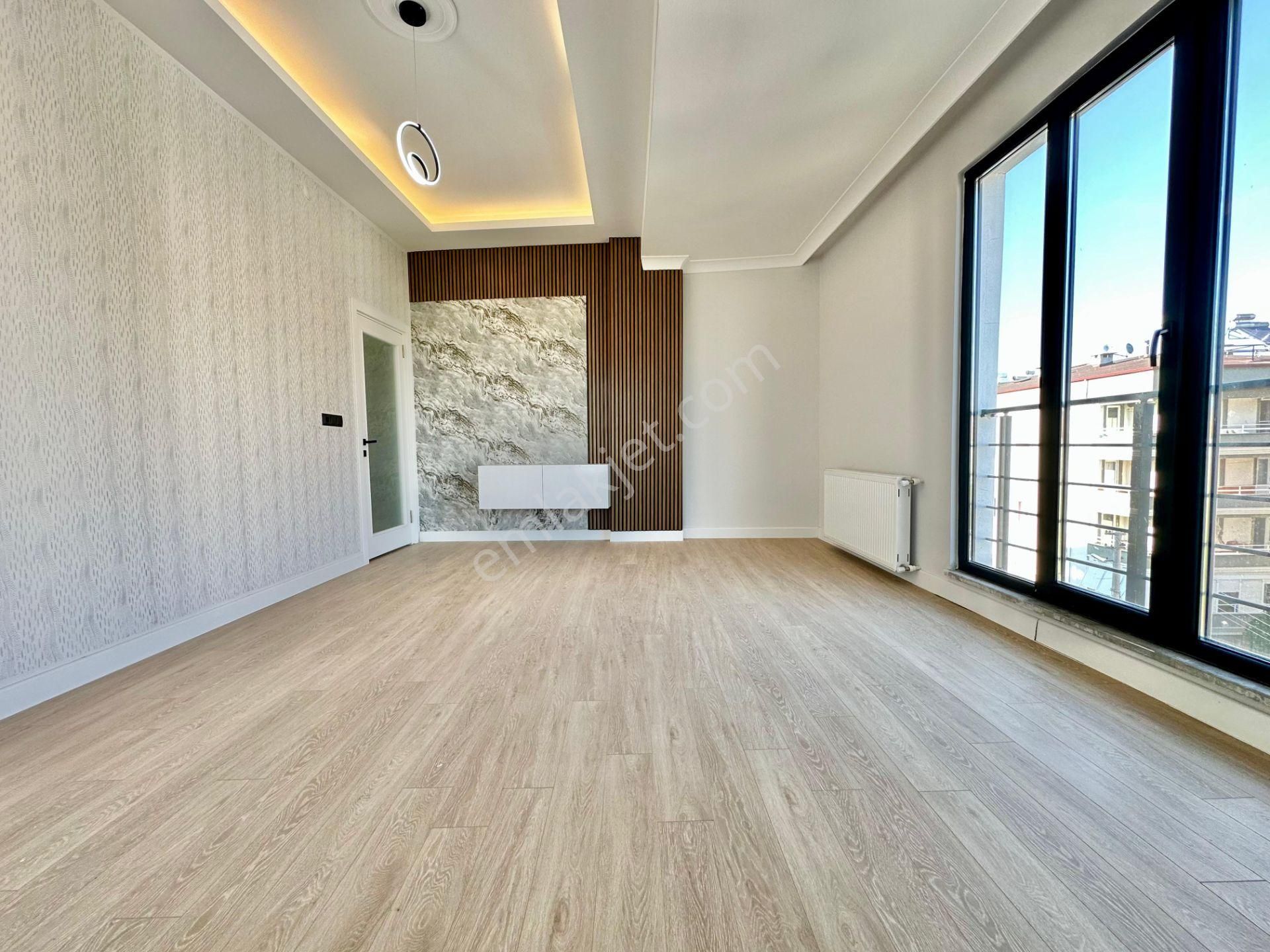 ꧁ay Emlak'tan꧂akçay'da Denize 500 Mt Kapalı Balkonlu Ayrı Mutfak Asansörlü Lüx Satılık 2+1 Daire - Görsel 6