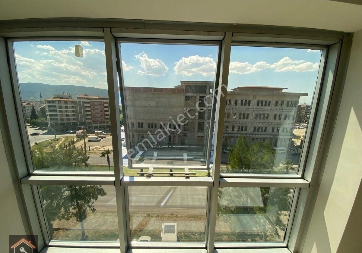 Günay Emlak'tan Torbalı İzmir Aydın Caddesi Üzerinde Kiralık Doğalgazlı Lüks Daire - Görsel 29