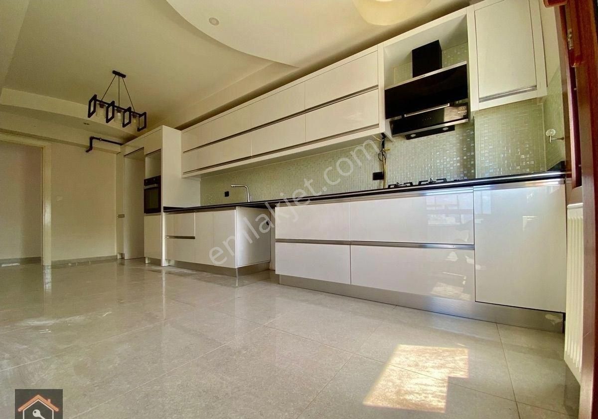 Günay Emlak'tan Torbalı İzmir Aydın Caddesi Üzerinde Kiralık Doğalgazlı Lüks Daire - Görsel 13