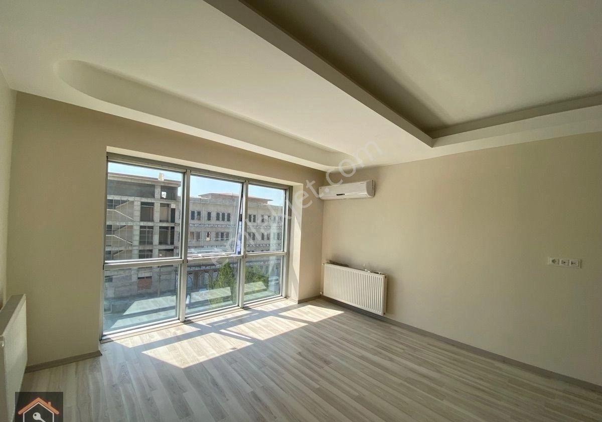 Günay Emlak'tan Torbalı İzmir Aydın Caddesi Üzerinde Kiralık Doğalgazlı Lüks Daire - Görsel 31