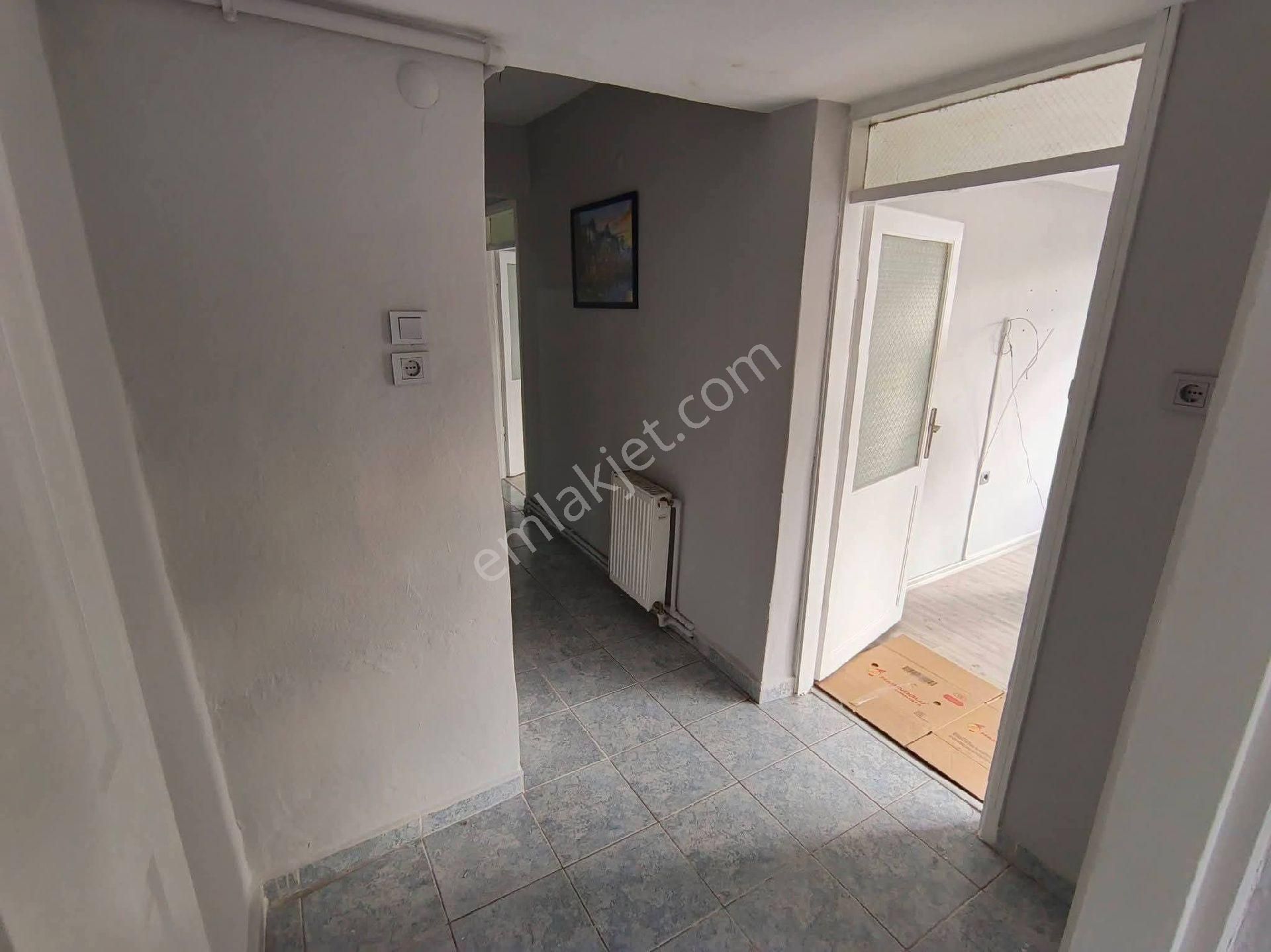 Samsun İlkadım Hürriyet Mahallesi'nde İçi Yapılı 3.kat - Görsel 9