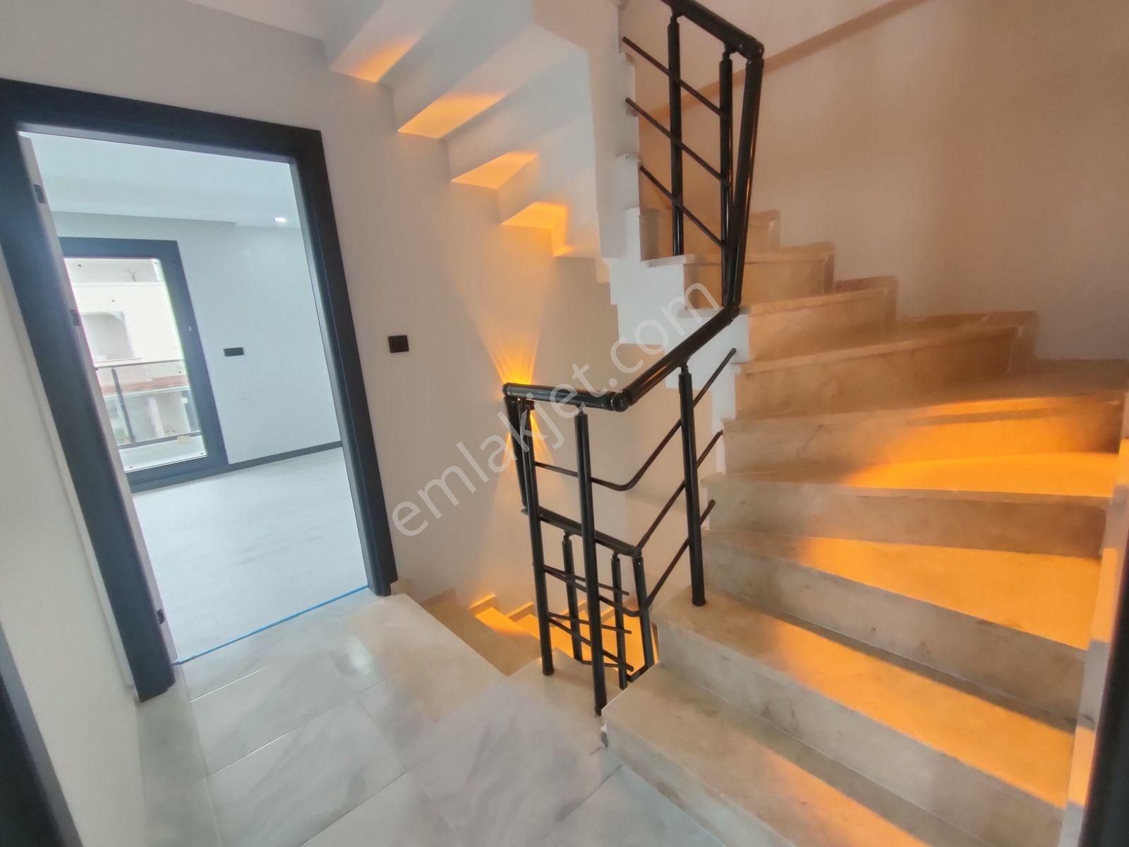 Kartallar'dan Merkezde Geniş Ve Ferah Odalı 4+1 Bahçeli Yazlık. - Görsel 23