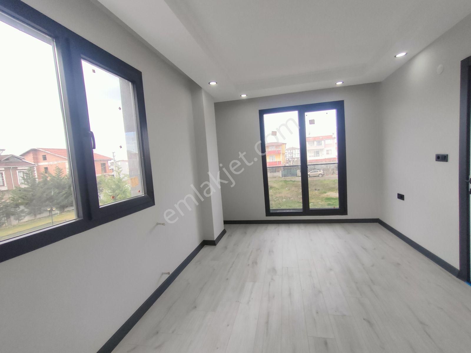 Kartallar'dan Merkezde Geniş Ve Ferah Odalı 4+1 Bahçeli Yazlık. - Görsel 16