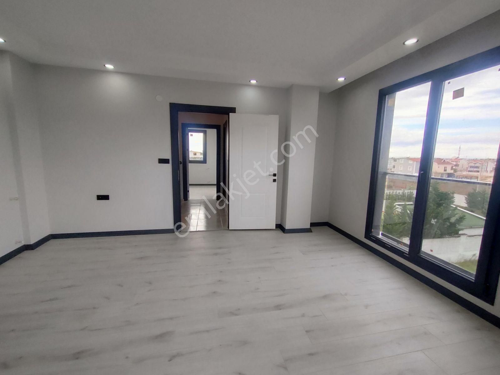 Kartallar'dan Merkezde Geniş Ve Ferah Odalı 4+1 Bahçeli Yazlık. - Görsel 28