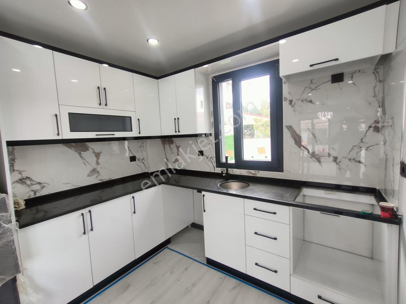 Kartallar'dan Merkezde Geniş Ve Ferah Odalı 4+1 Bahçeli Yazlık. - Görsel 21