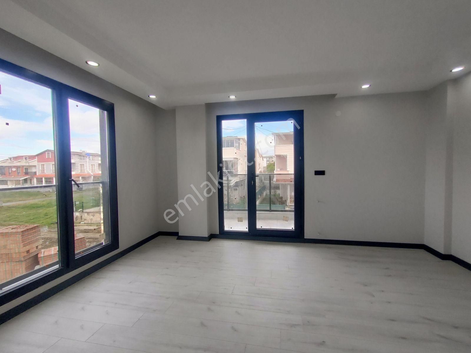 Kartallar'dan Merkezde Geniş Ve Ferah Odalı 4+1 Bahçeli Yazlık. - Görsel 25