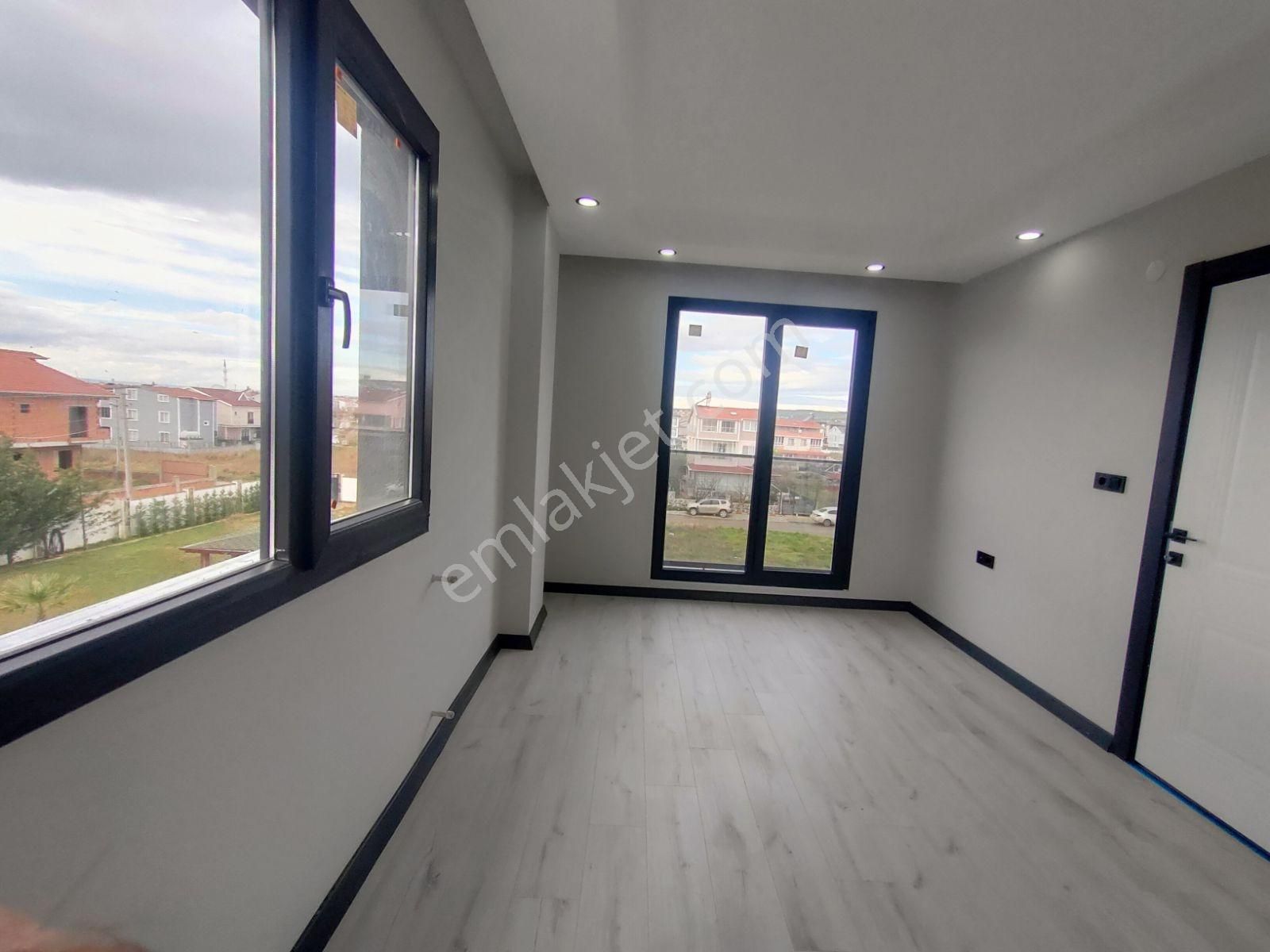 Kartallar'dan Merkezde Geniş Ve Ferah Odalı 4+1 Bahçeli Yazlık. - Görsel 26