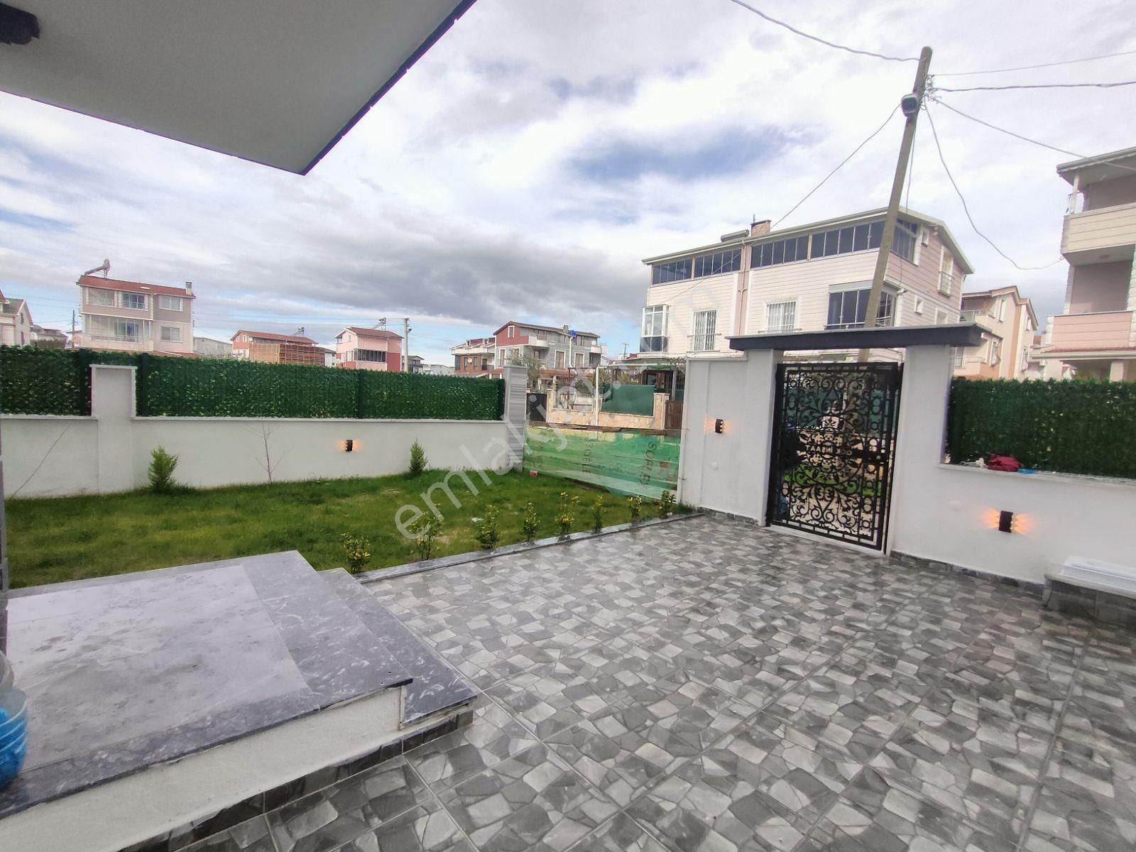 Kartallar'dan Merkezde Geniş Ve Ferah Odalı 4+1 Bahçeli Yazlık. - Görsel 11