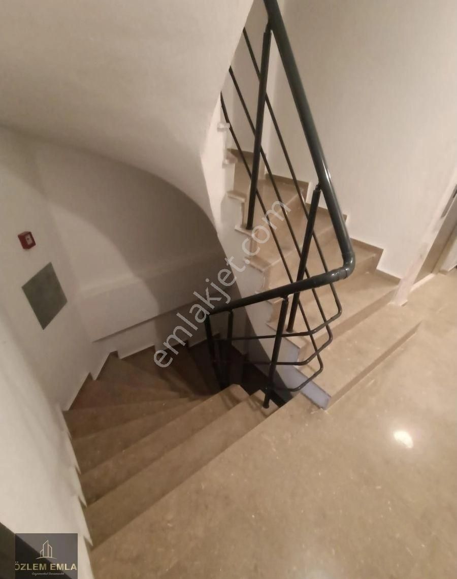 Özlem Den 600 Evler Mahallesinde 2+0 Kiralık Lüx Daire - Görsel 16