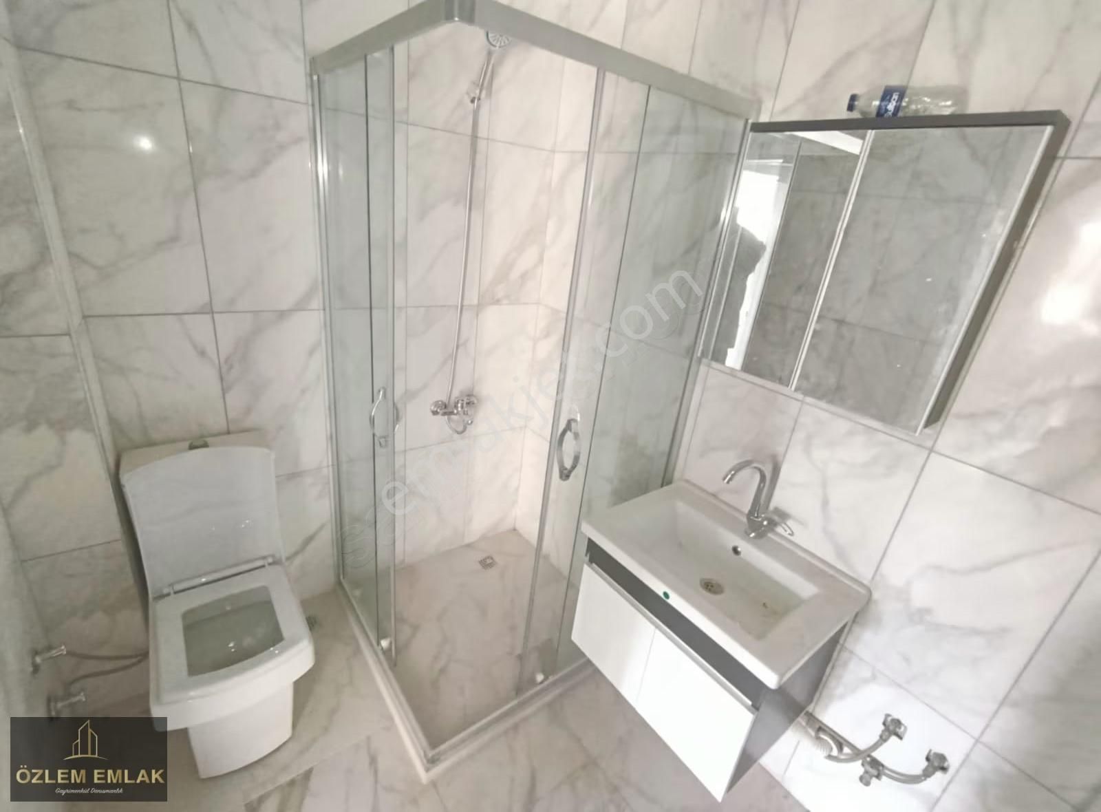 Değerlenen Bölge Yenimahallede Lüx 1+1 Satılık Daire - Görsel 12