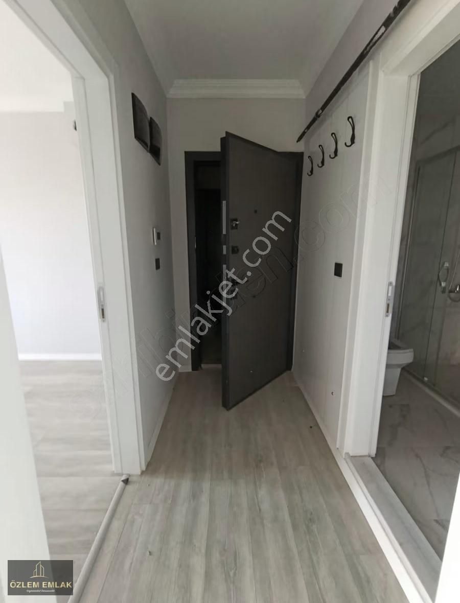 Değerlenen Bölge Yenimahallede Lüx 1+1 Satılık Daire - Görsel 4