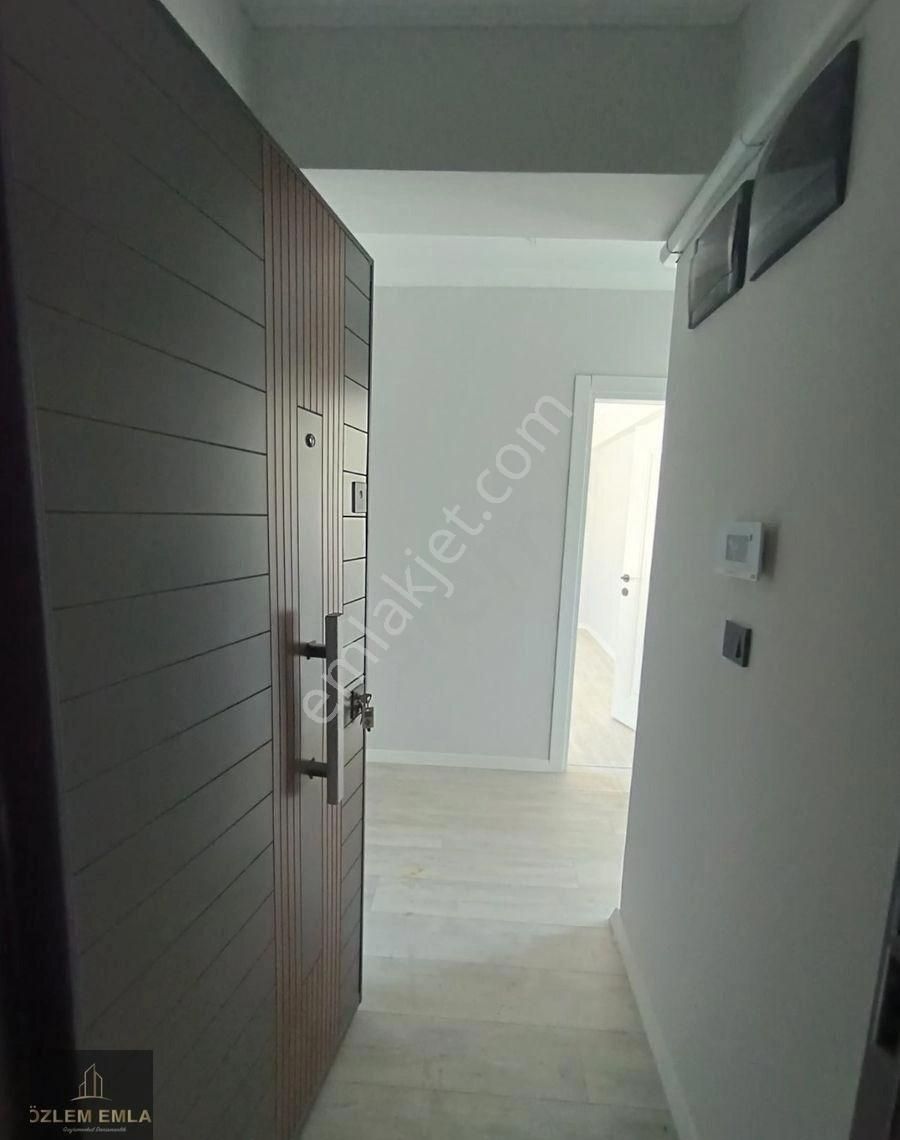 Bandırma Özlem Gayrimenkulden Yenimahallede 2+0 Kiralık Daire - Görsel 9