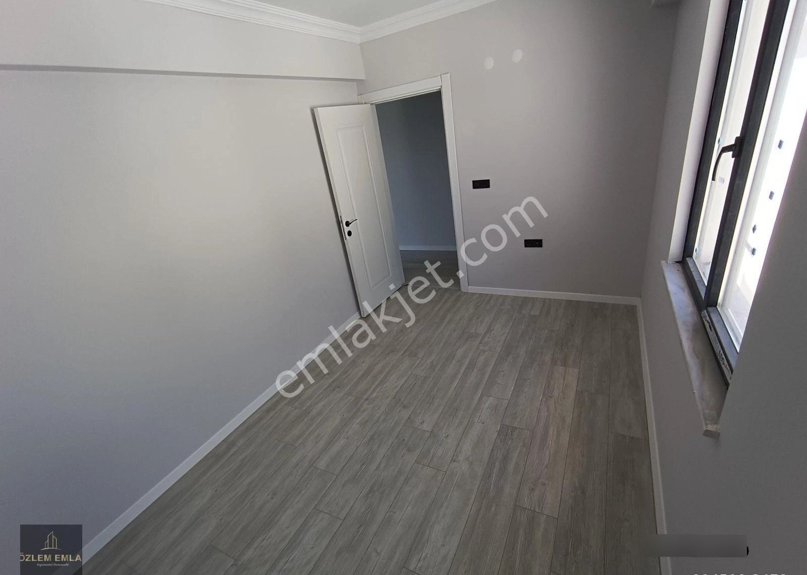 Bandırma Özlem Gayrimenkulden Yenimahallede 2+0 Kiralık Daire - Görsel 12