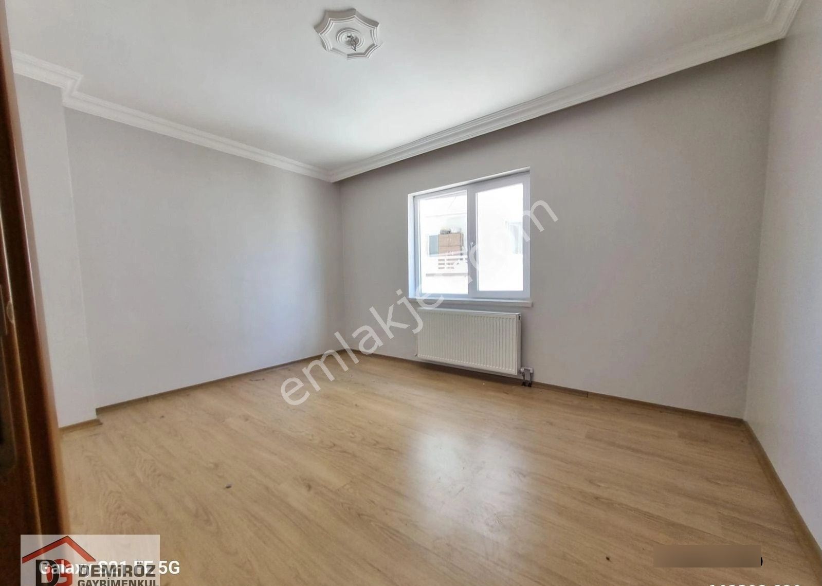 Cadde Üzerinde Konum Harikası Geniş 2+1 Katta Daire 📍 - Görsel 22