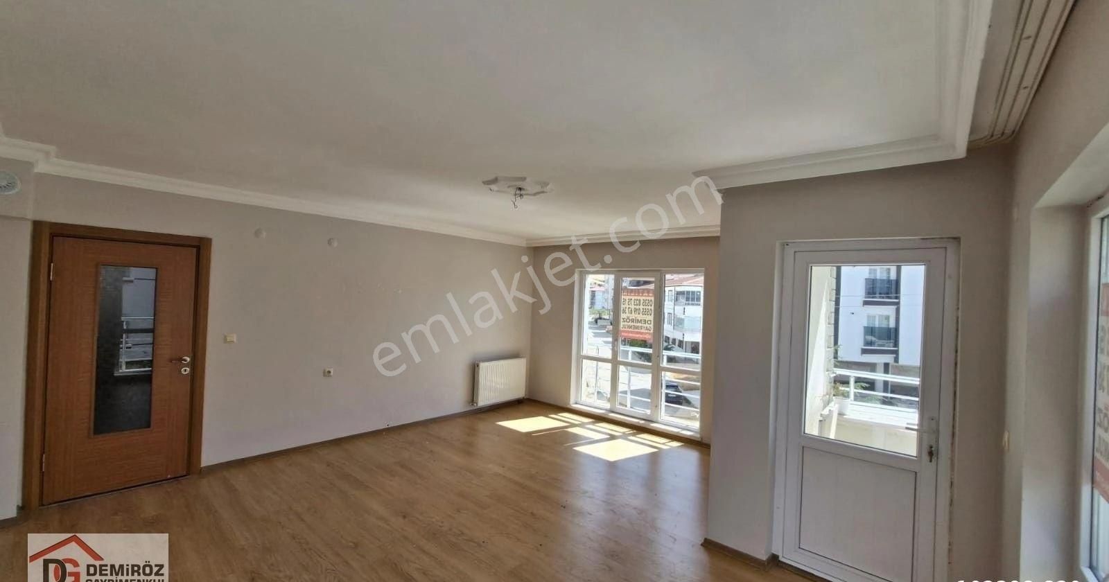 Cadde Üzerinde Konum Harikası Geniş 2+1 Katta Daire 📍 - Görsel 31