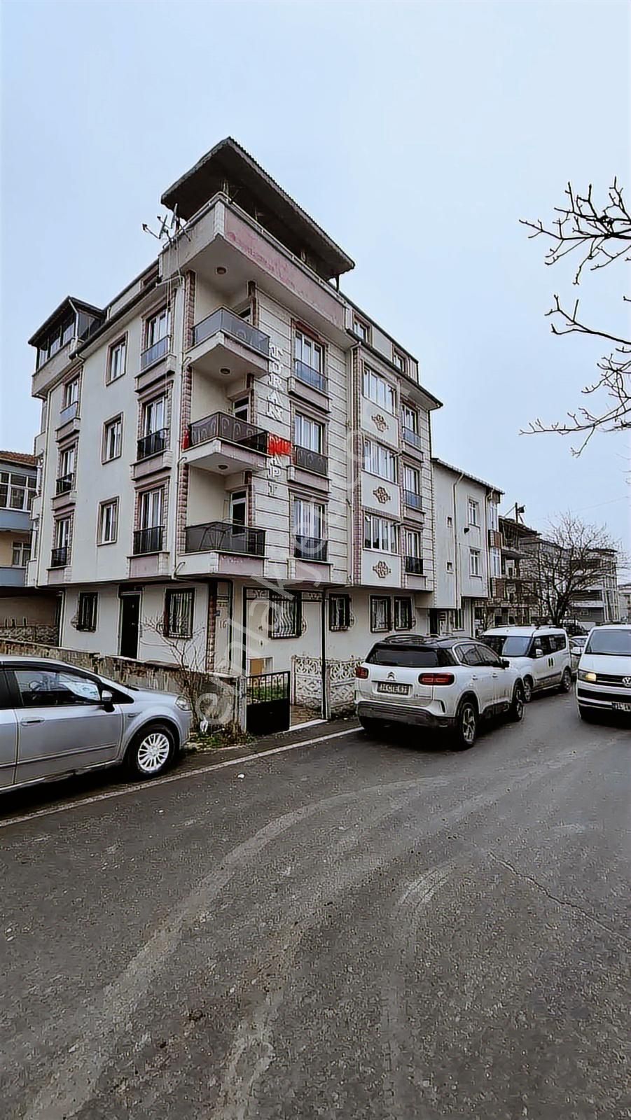 Emlakyap Tan Tekirdağ Kapaklı Da Kiralık 2+1 Daire