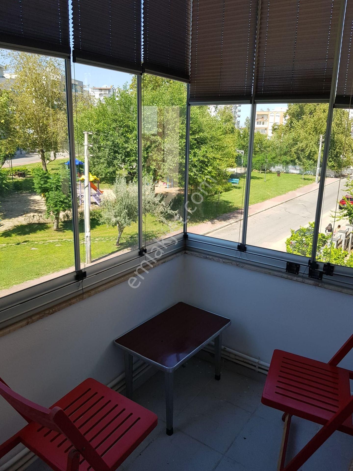 Çağlayan,da 2 +1 Kombili Klimalı Ara Kat Kullanışlı Daire - Görsel 4