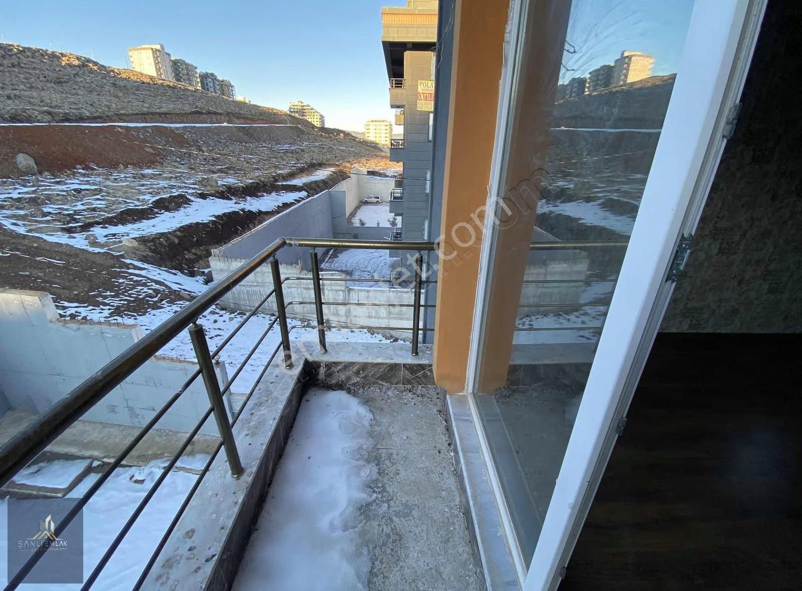 Şanlı Gayrimenkulden Kiralık 1+1 Daire - Görsel 10