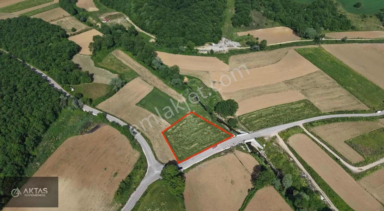 Adapazarı Korucuk İl Sınırında %30 Çiftlik İmarlı Satılık Tarla - Görsel 3