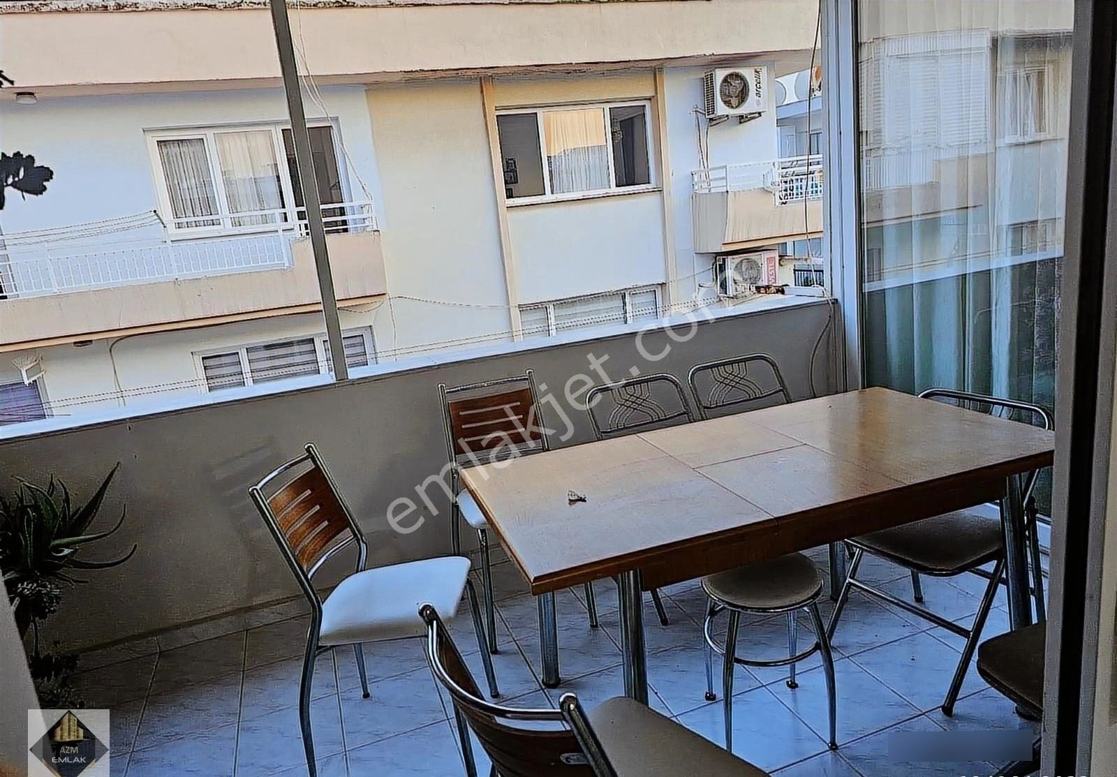 Güzelyalı'nın Nezih Sokağında 205m2 Satılık Bakımlı Daire - Görsel 22
