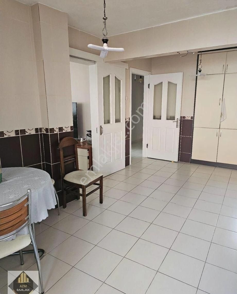 Güzelyalı'nın Nezih Sokağında 205m2 Satılık Bakımlı Daire - Görsel 24