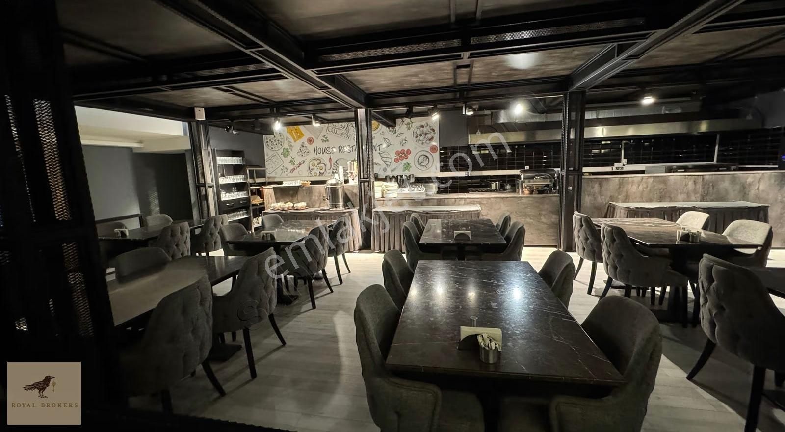 Satılık, Birlik Mah. 450. Cad. Genç Bina, Boş, 1+1 - Görsel 2