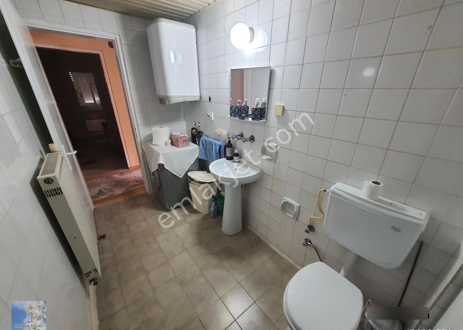 Gaziemir Emlak Konutlarında Ara Kat Bakımlı Satılık 3+1 Daire - Görsel 24