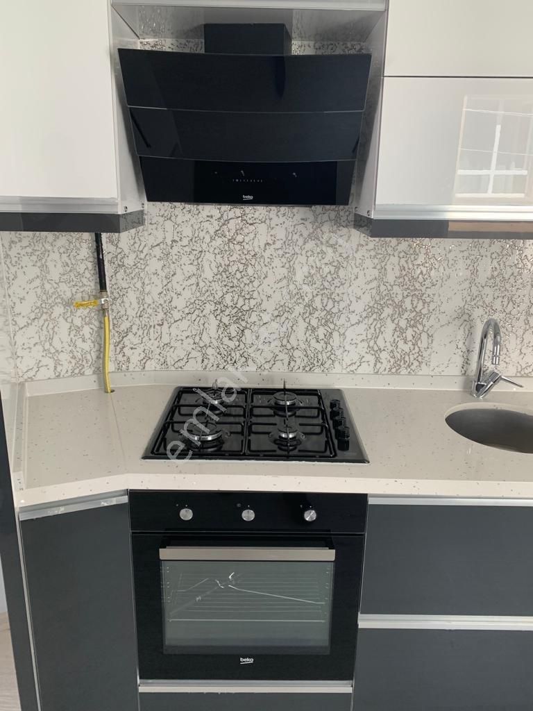 Beşevler Mevkii'nde Ve Şahin Cd. Üzerinde Kiralık 2+0 Lüks Daire - Görsel 3