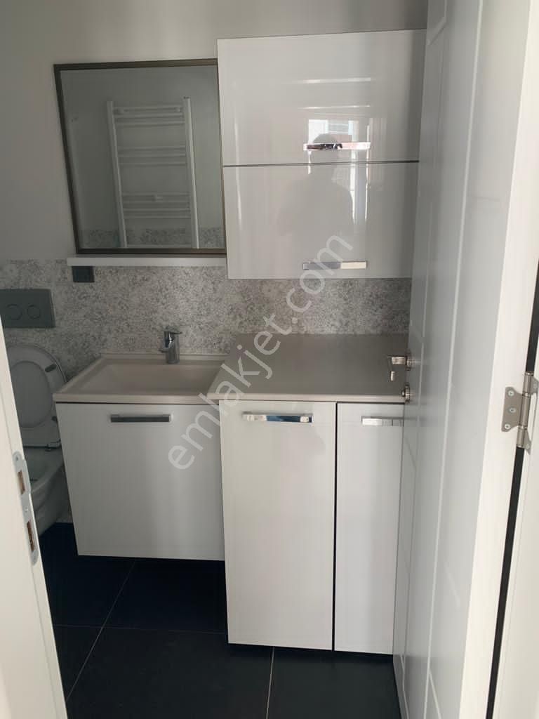 Beşevler Mevkii'nde Ve Şahin Cd. Üzerinde Kiralık 2+0 Lüks Daire - Görsel 32