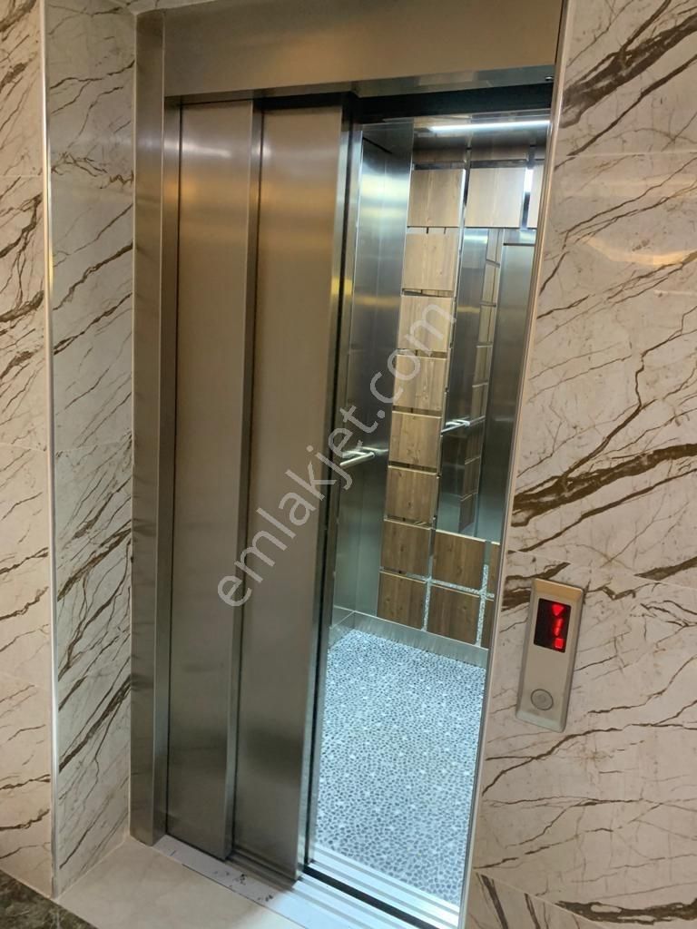 Beşevler Mevkii'nde Ve Şahin Cd. Üzerinde Kiralık 2+0 Lüks Daire - Görsel 6