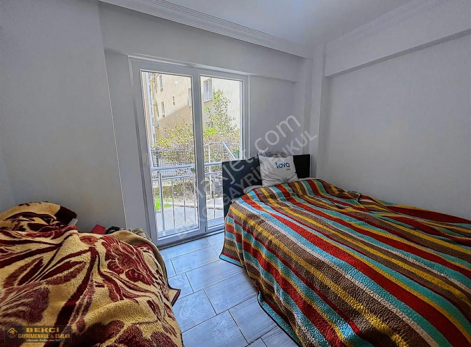 İnkum Sol Tarafta 1+1 Eşyalı Satılık Daire - Görsel 14