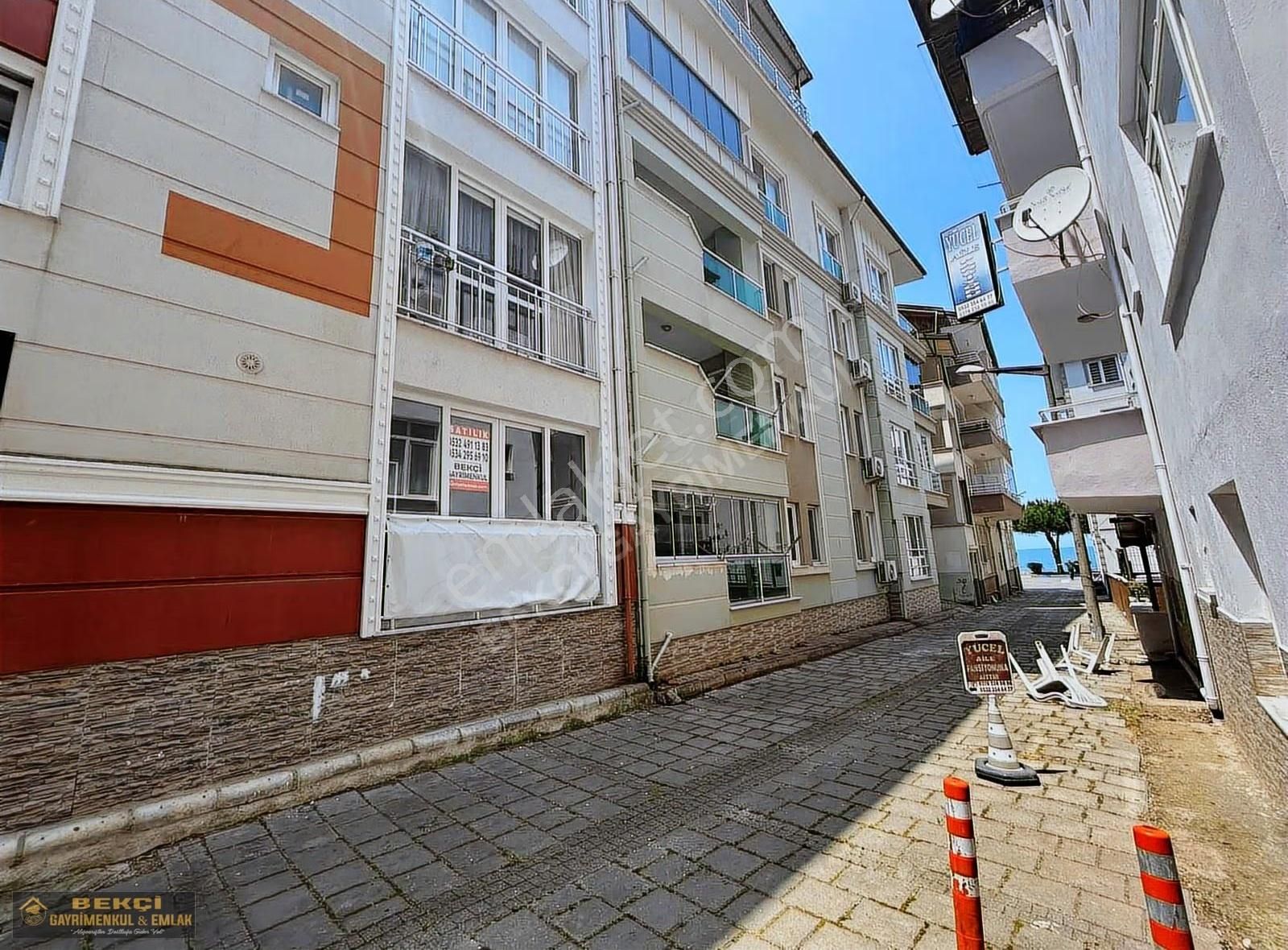 İnkum Sol Tarafta 1+1 Eşyalı Satılık Daire - Görsel 12