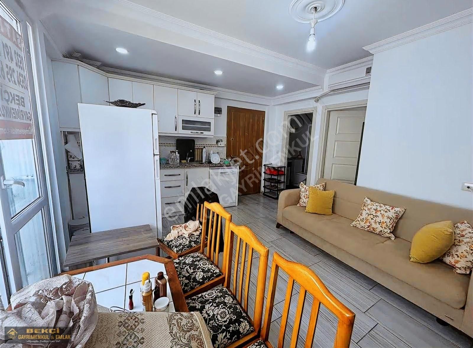 İnkum Sol Tarafta 1+1 Eşyalı Satılık Daire