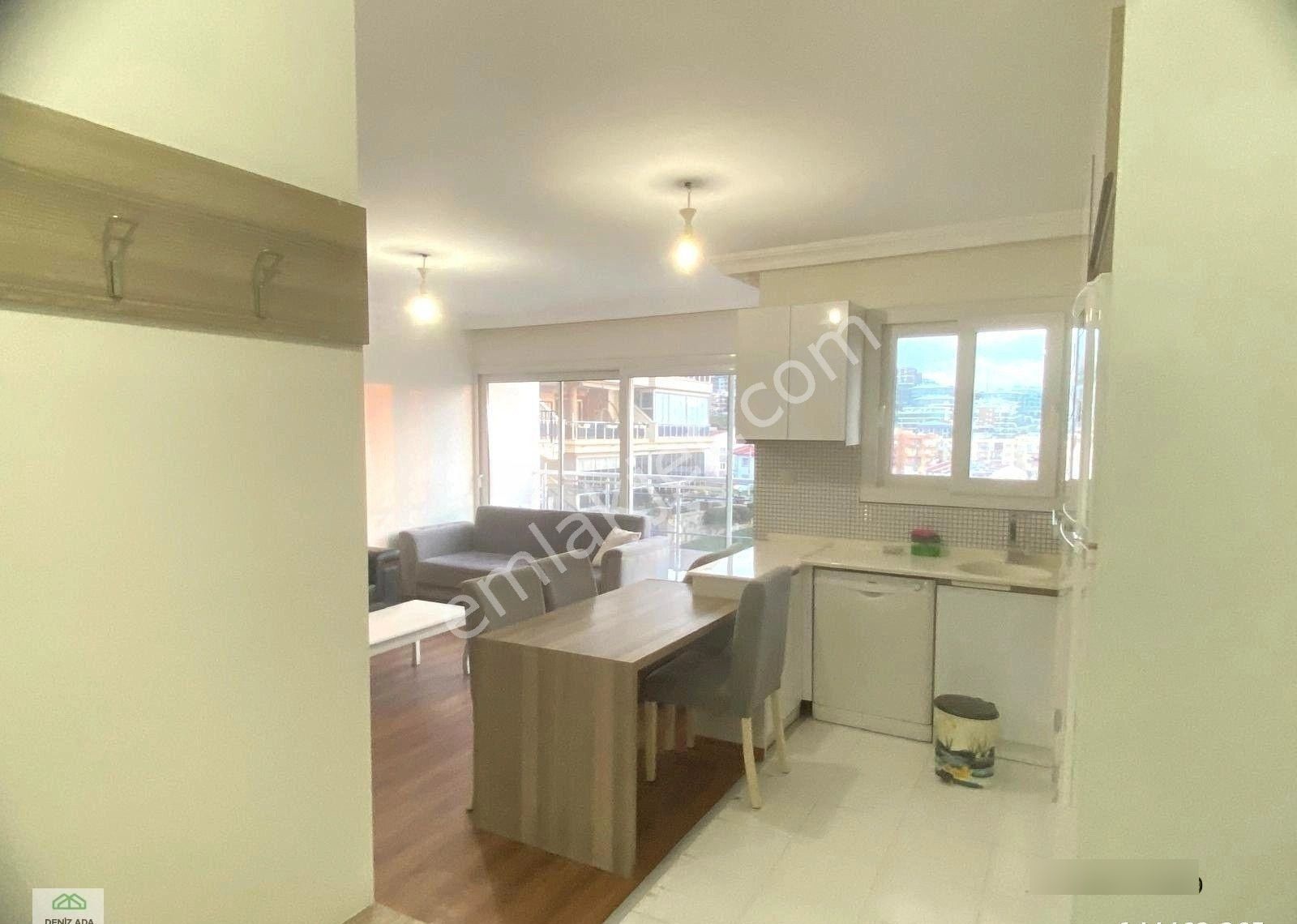 Kuşadası’nın Kalbinde Kadınlar Denizi Mahallesi’nde, Tam Panoramik Deniz Manzaralı 1+1 Satılık Daire - Görsel 21