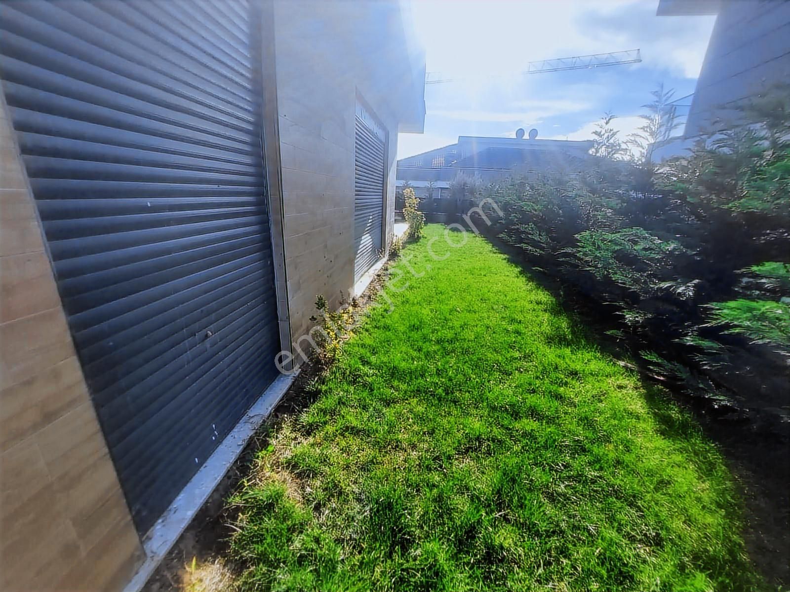 Beylikdüzü Dereağzında Satılık 5+1 Villa - Görsel 31