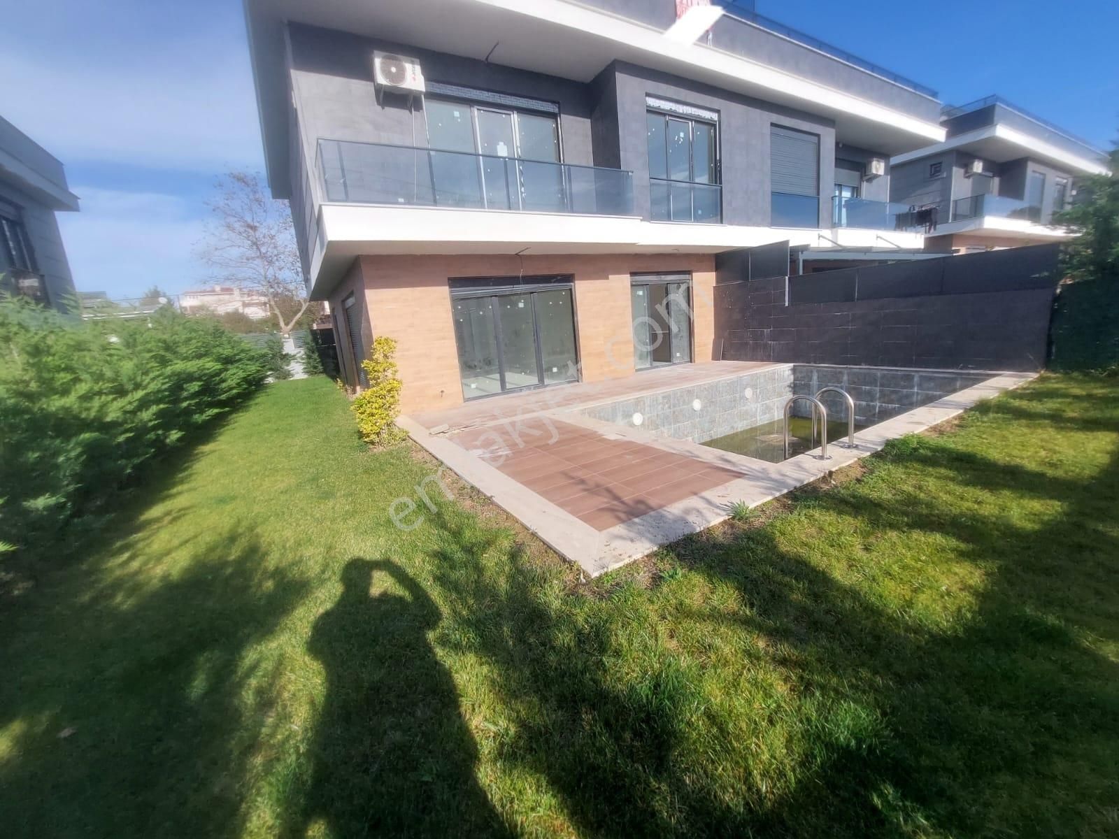 Beylikdüzü Dereağzında Satılık 5+1 Villa - Görsel 22