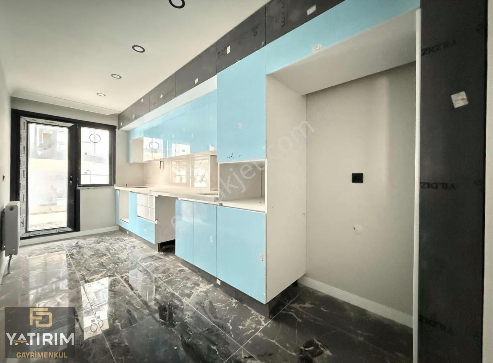 Darıca Merkezde Asansörlü K.otoparklı 2+1 100 M2 Lüx Orta Kat