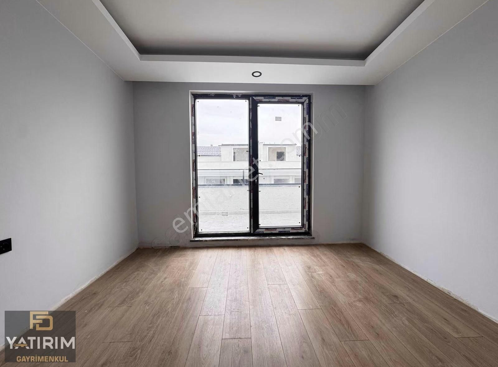 Bayramoğlu Merkezde Deniz Manzaralı 4+1 200 M2 Asansörlü Dubleks - Görsel 14