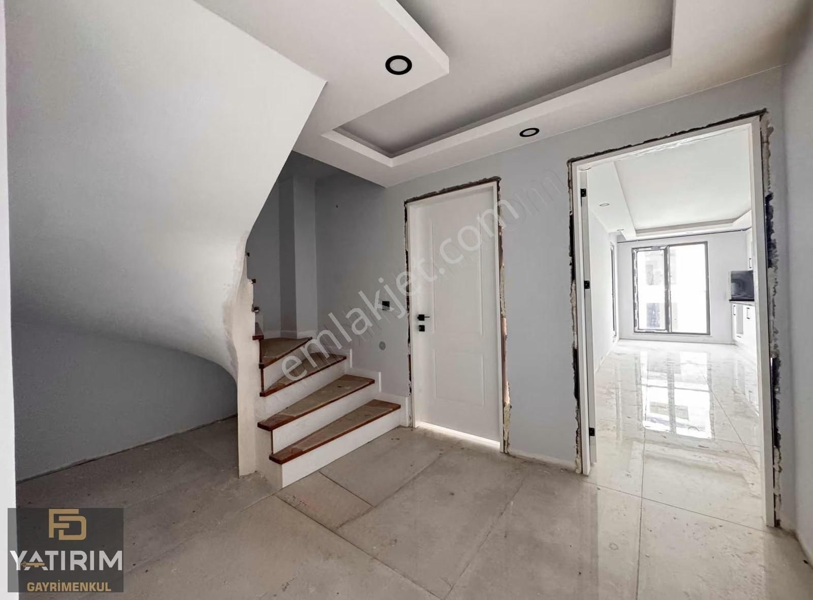 Bayramoğlu Merkezde Deniz Manzaralı 4+1 200 M2 Asansörlü Dubleks - Görsel 19