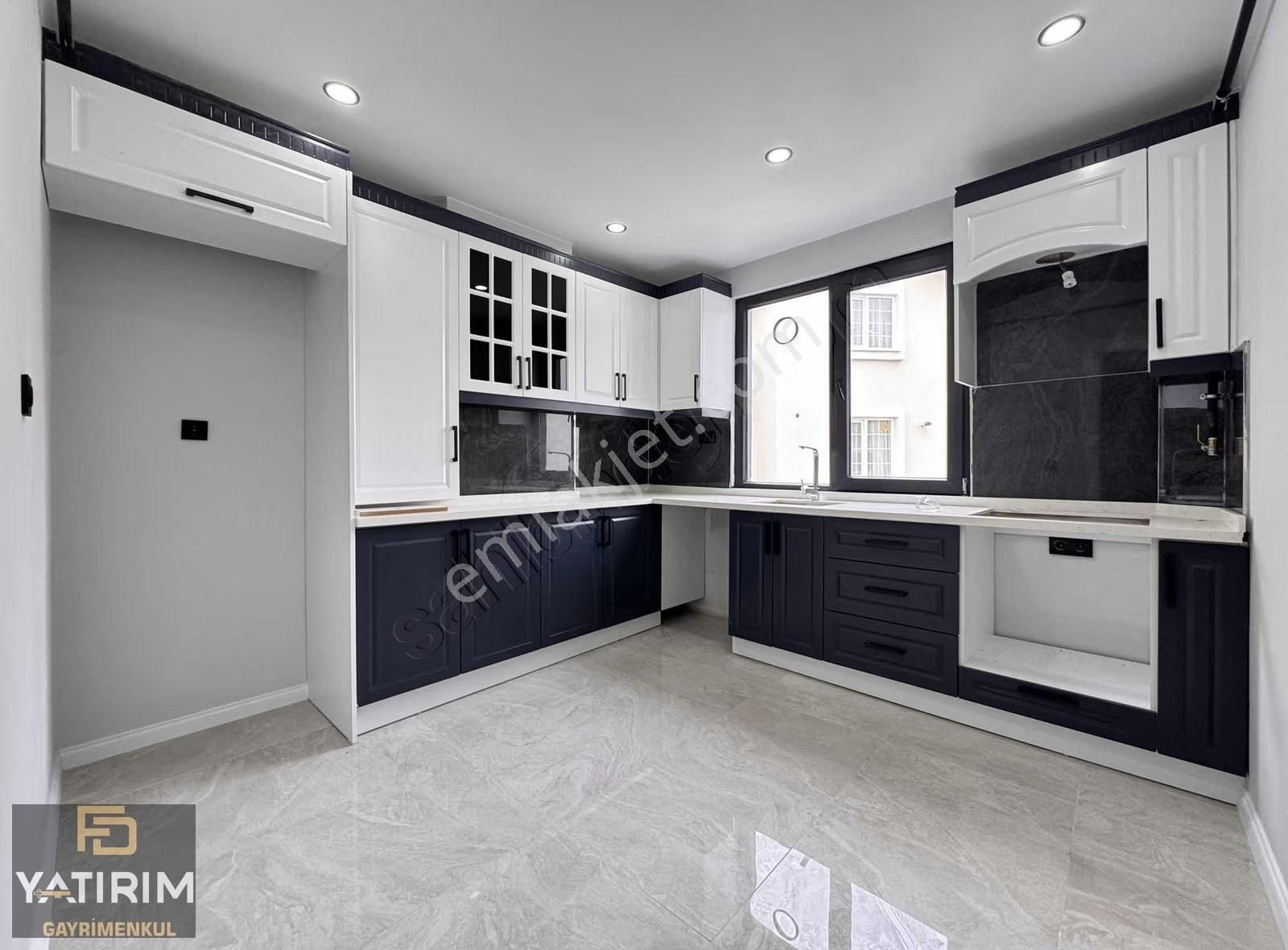 Millet Bahçesi Yakını 4+1 250 M2 Asansörlü Otopaklı Dubleks - Görsel 25