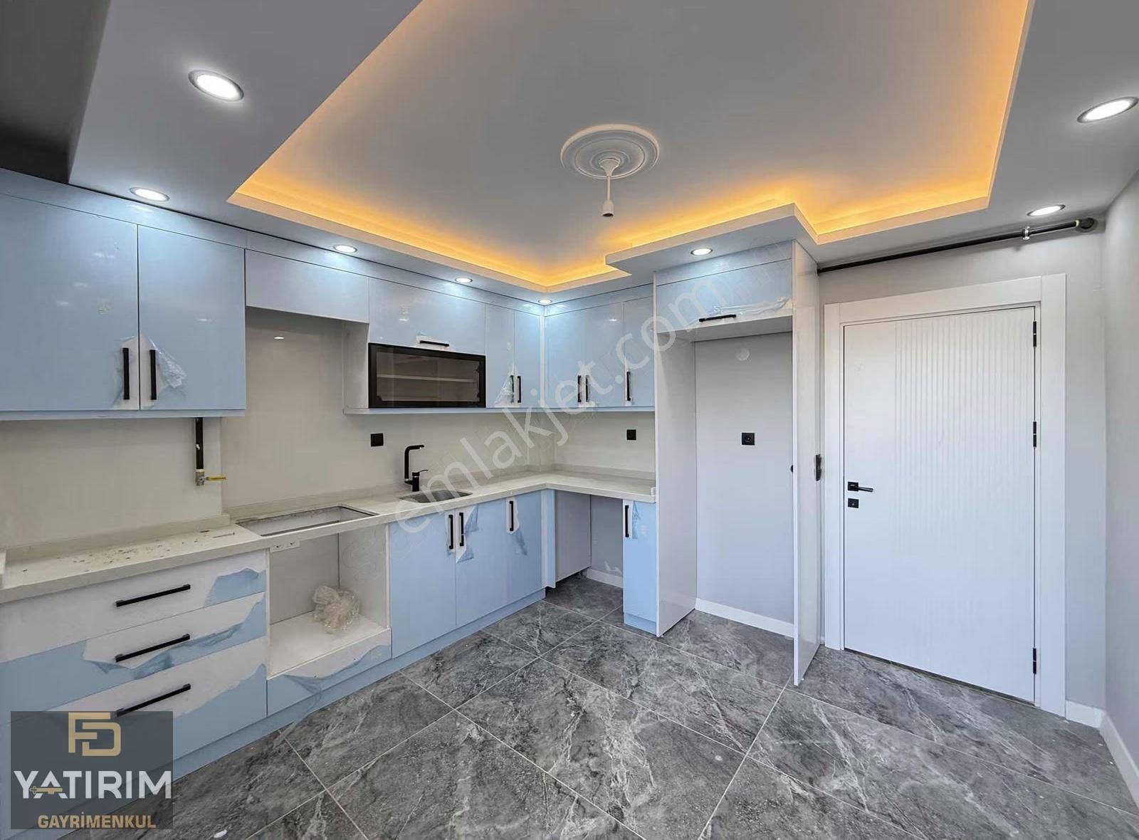 Tuzla Cad. Yakını Asansörlü 2+1 Lüks Ara Kat Daire - Görsel 9