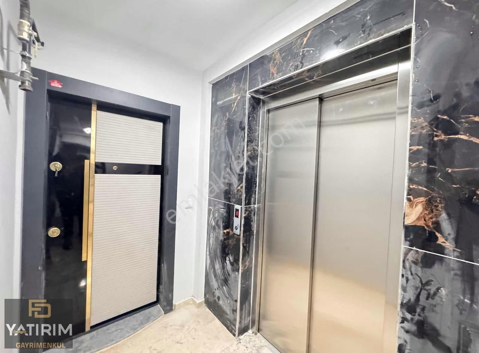 Merkezi Konumda Hastane Yakını Lüx 2+1 100 M2 Orta Kat Daire - Görsel 11