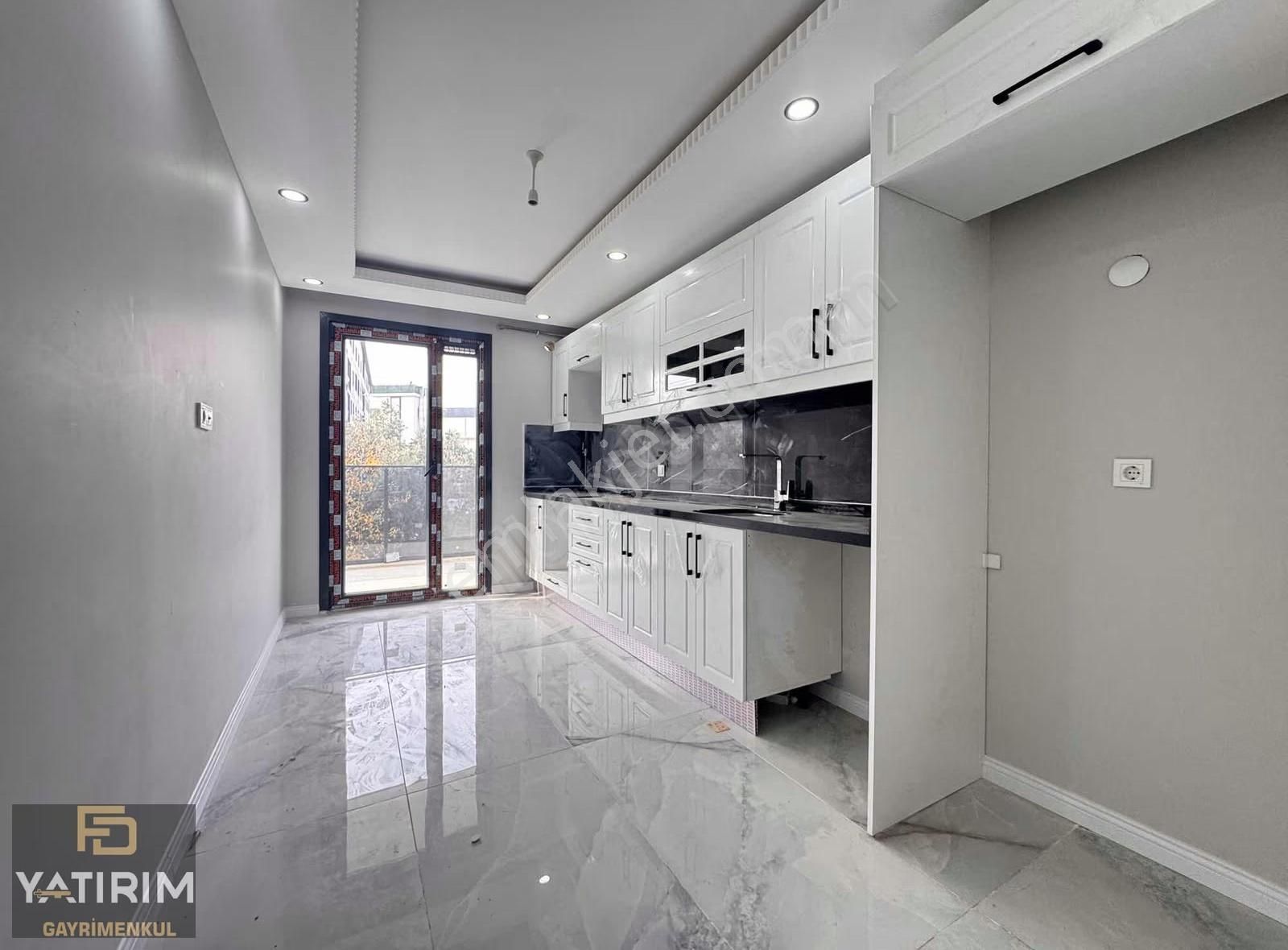 Merkezi Konumda Hastane Yakını Lüx 2+1 100 M2 Orta Kat Daire