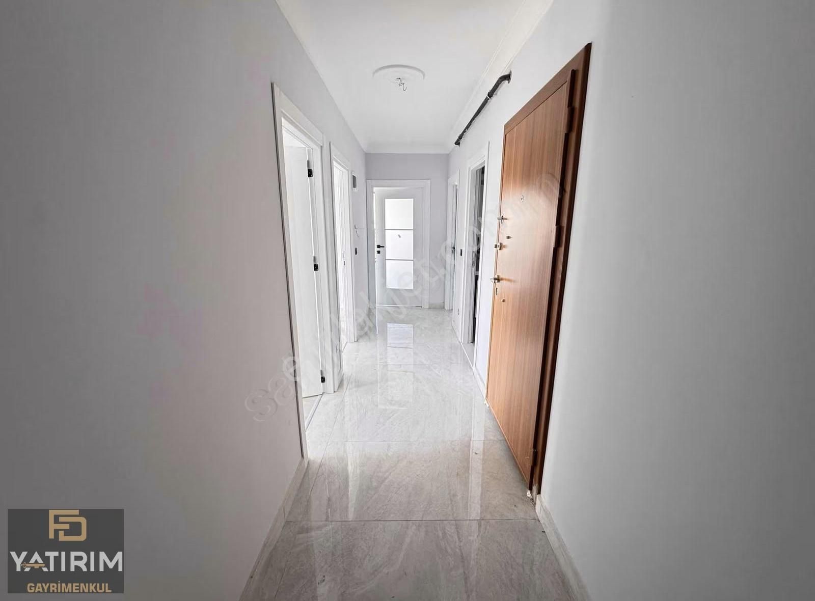 Bağlarbaşı Mah İstasyon Cad Yakını 2+1 95 M2 En Üst Kat Daire - Görsel 3