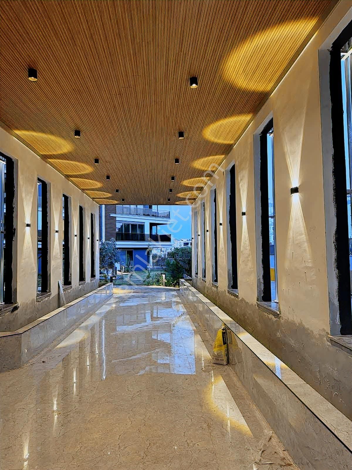 Lüks Sitede Sıfır Eşyalı Kiralık Tripleks 1+1 Daire - Görsel 31