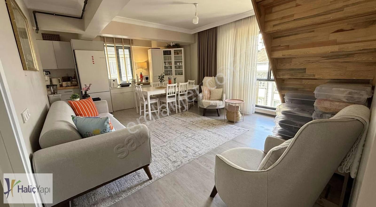 Gürsel Mahallesinde Otoparklı 3+1 Dubleks Satılık Daire